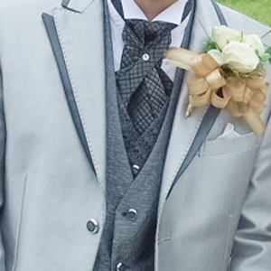 フォトウェディングのタキシード・袴の選び方