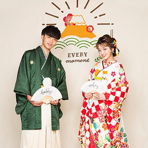 グリーンの羽織＆長着×白の袴